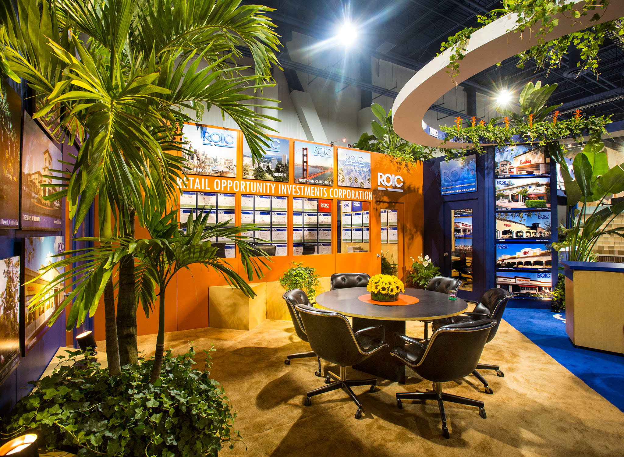 Specialty show services: Booth made inviting and attractive with plants from Expo Ease.